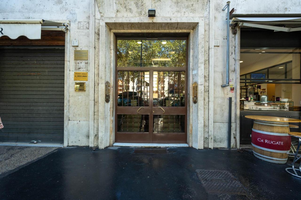 Capital Rooms Rome Bagian luar foto