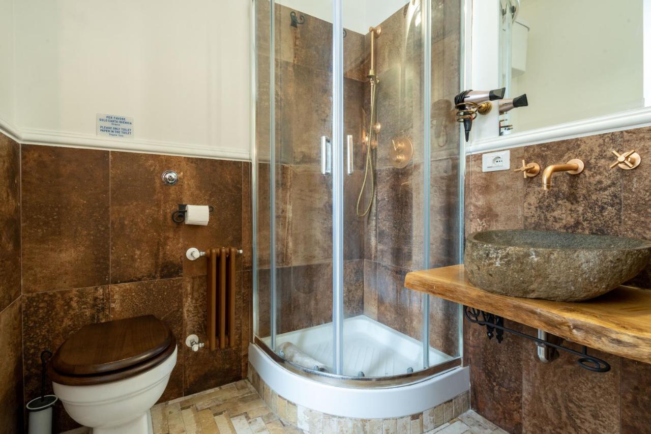 Capital Rooms Rome Bagian luar foto