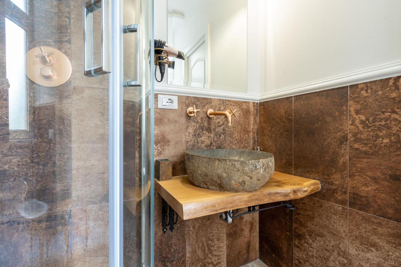 Capital Rooms Rome Bagian luar foto
